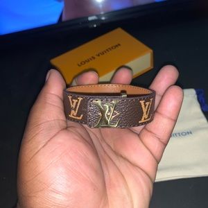 Brand New Louis Vuitton Slim Bracelet